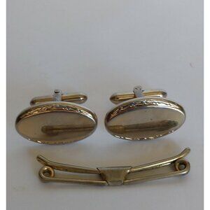 VINTAGE CUFFLINKS DESIGNER SWANK SILVER TONE METAL & TIE CLIP